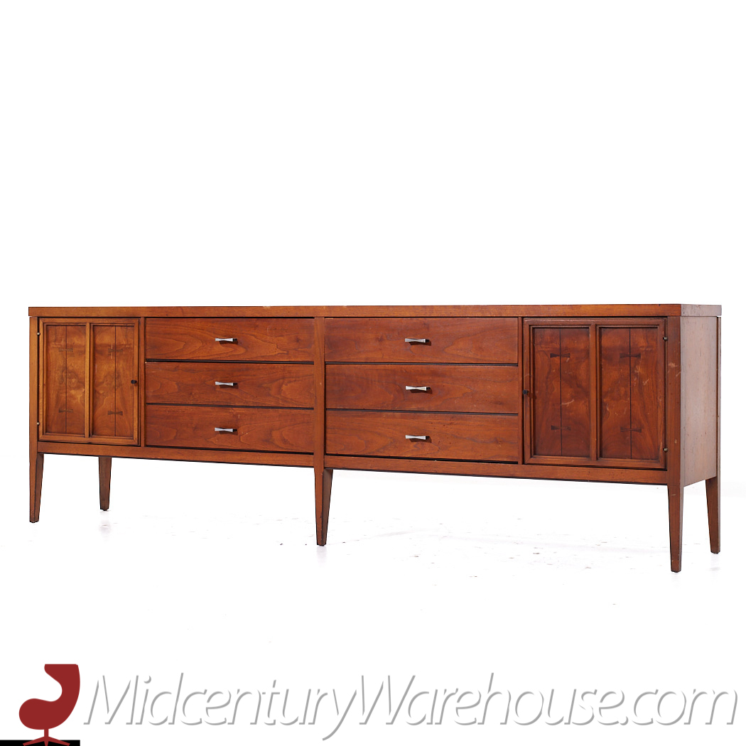 Lane Tuxedo Mid Century Walnut Credenza