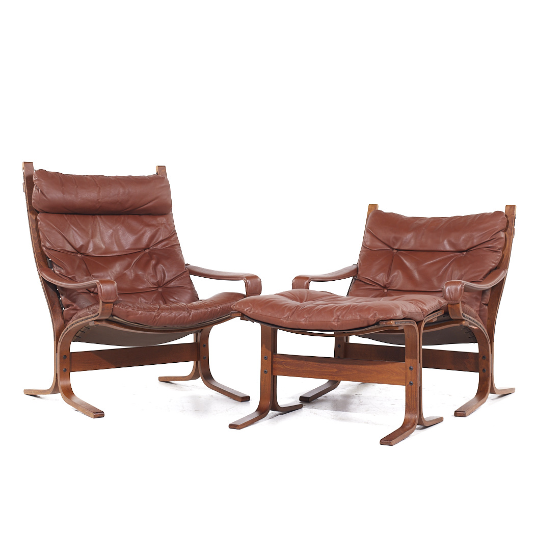 Westnofa Siesta Mid Century Bentwood and Leather Lounge Chairs and Ottoman