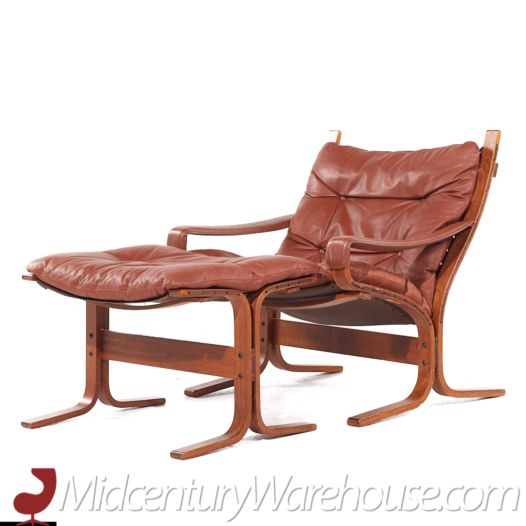 Westnofa Siesta Mid Century Bentwood and Leather Lounge Chairs and Ottoman