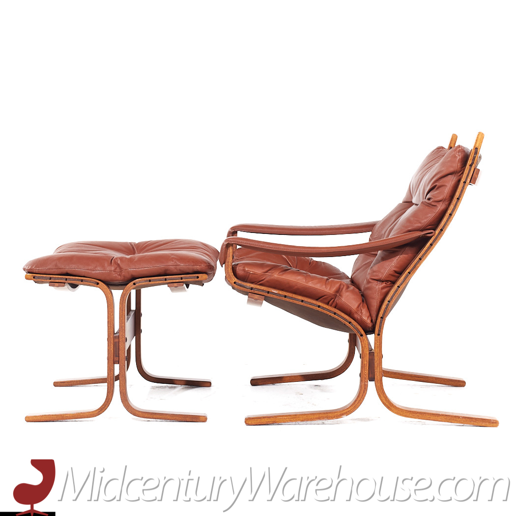 Westnofa Siesta Mid Century Bentwood and Leather Lounge Chairs and Ottoman