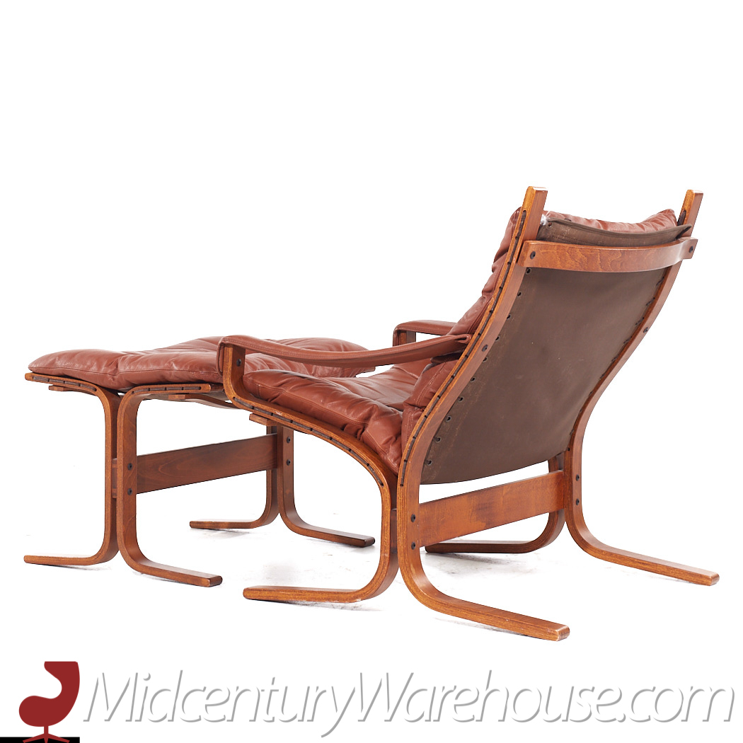 Westnofa Siesta Mid Century Bentwood and Leather Lounge Chairs and Ottoman