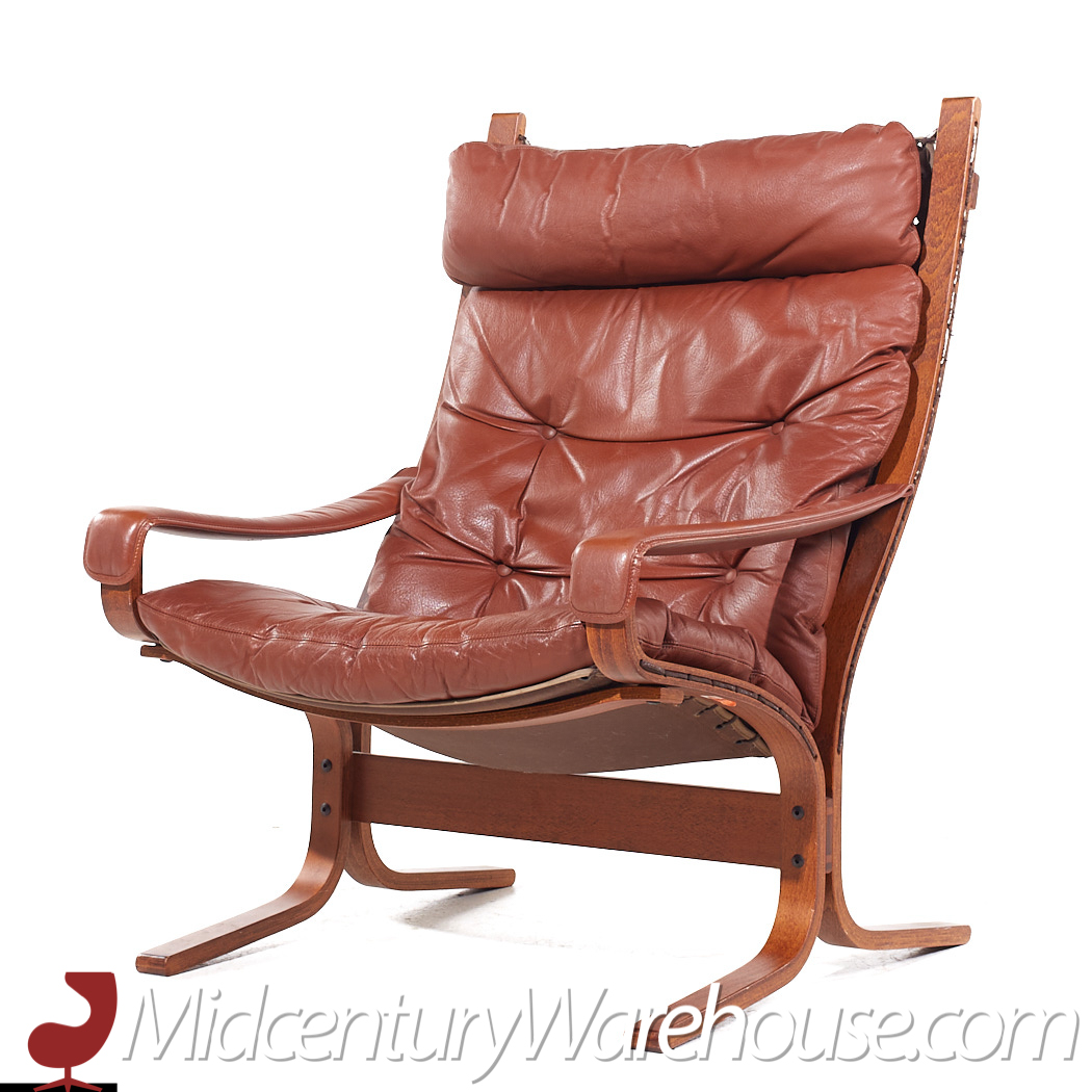 Westnofa Siesta Mid Century Bentwood and Leather Lounge Chairs and Ottoman