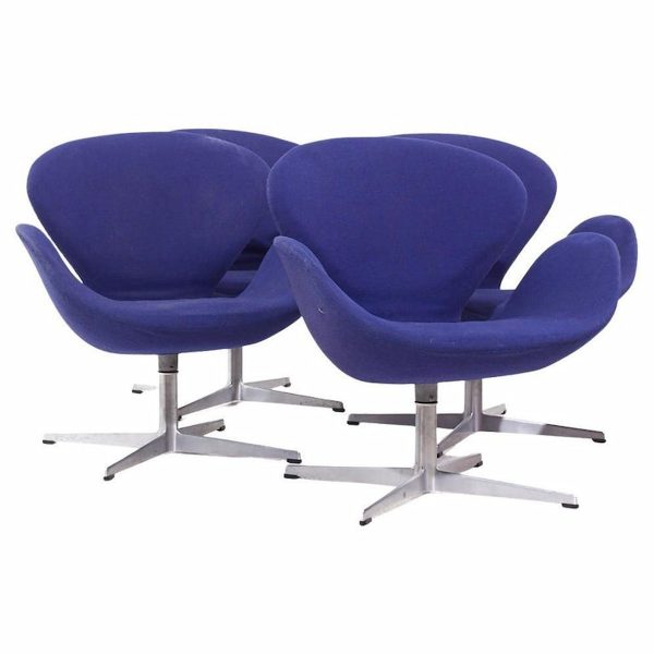 Arne Jacobsen for Fritz Hansen Mid Century Swan Chairs - Set of 4