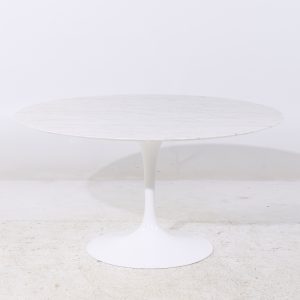 eero saarinen for knoll mid century 54" tulip carrara marble dining table