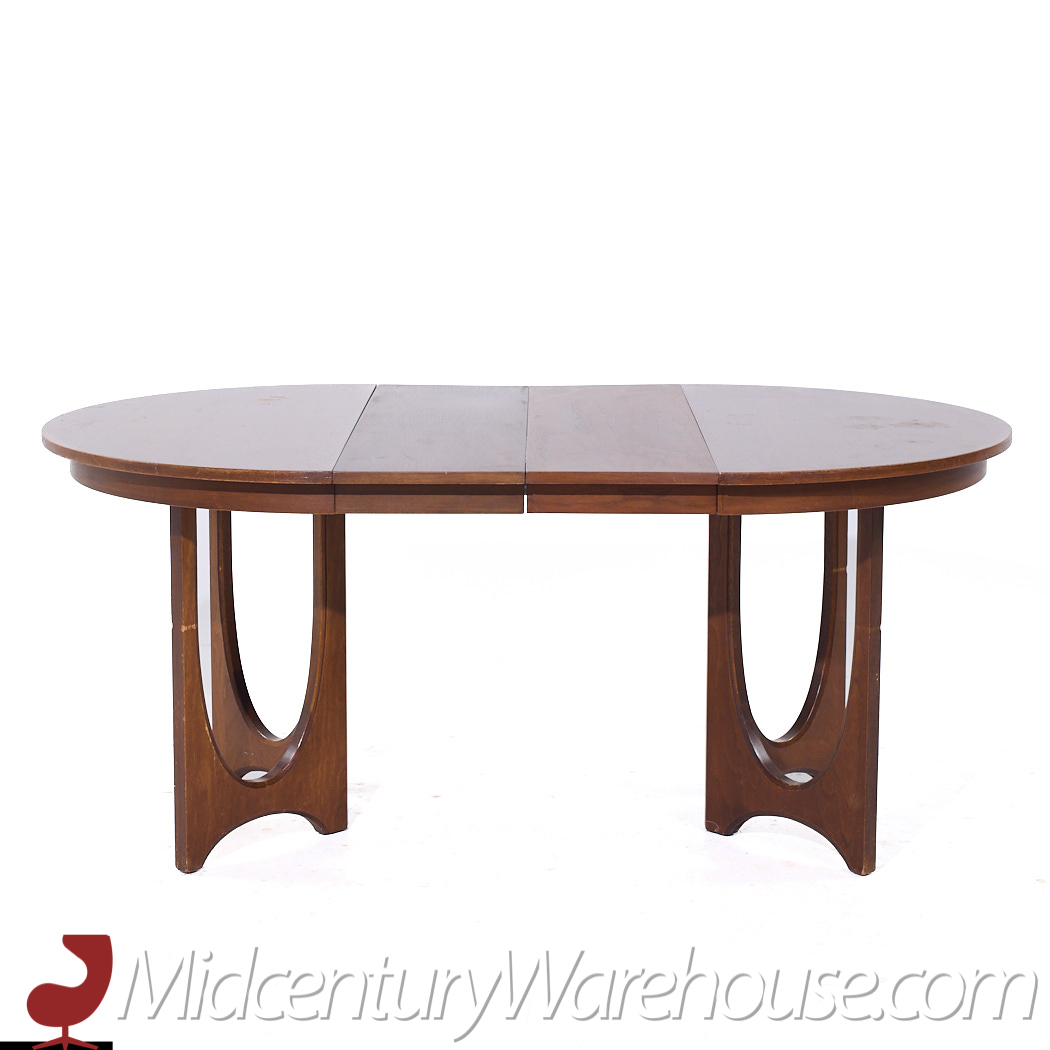 Broyhill Brasilia Mid Century Round Walnut Expanding Dining Table with 3 Leaves