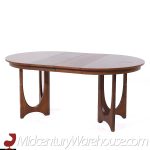 Broyhill Brasilia Mid Century Round Walnut Expanding Dining Table with 3 Leaves