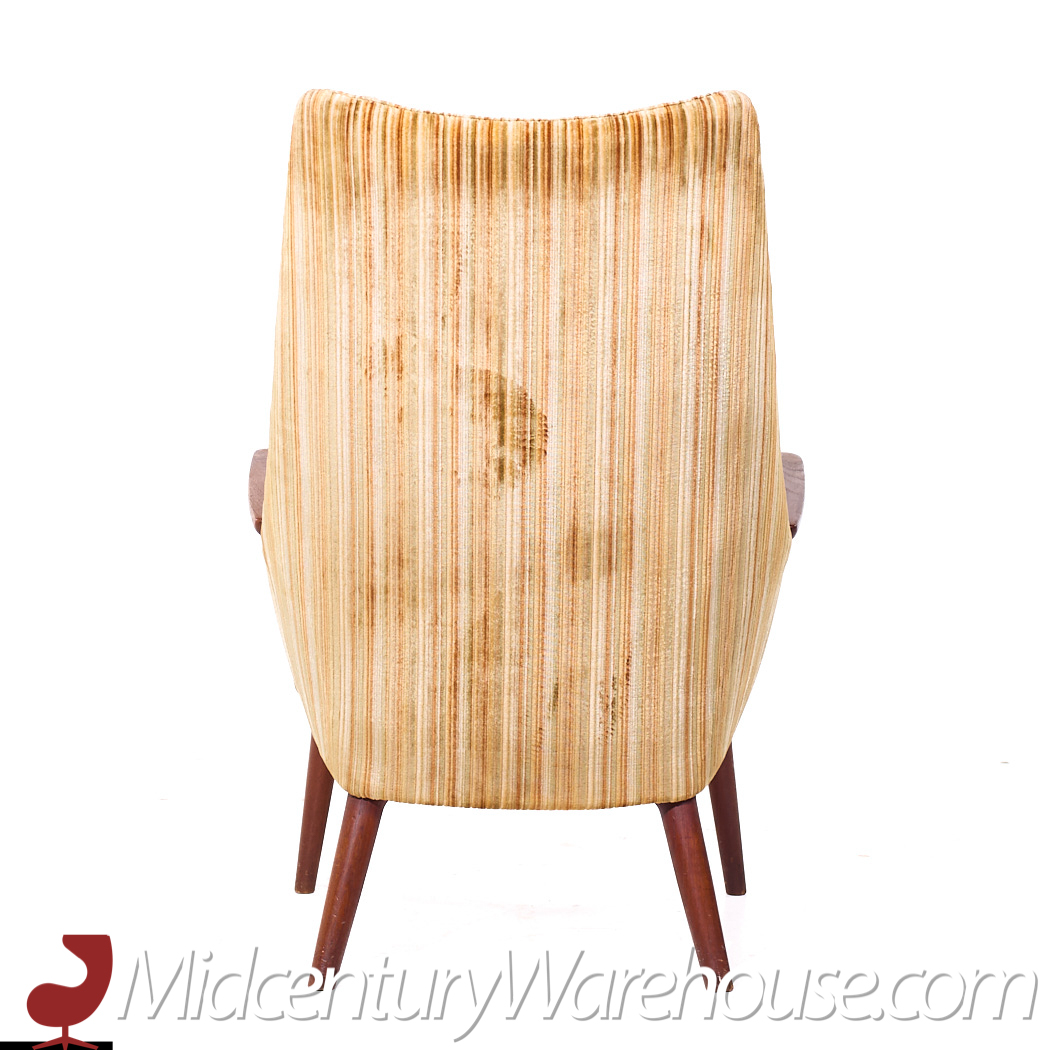 Hans Wegner for Ap Stolen Ap-28 Mid Century Danish Oak Mama Bear Lounge Chair