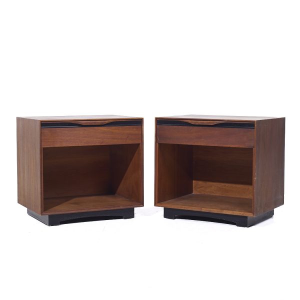 John Kapel for Glenn of California Mid Century Walnut Nightstands - Pair