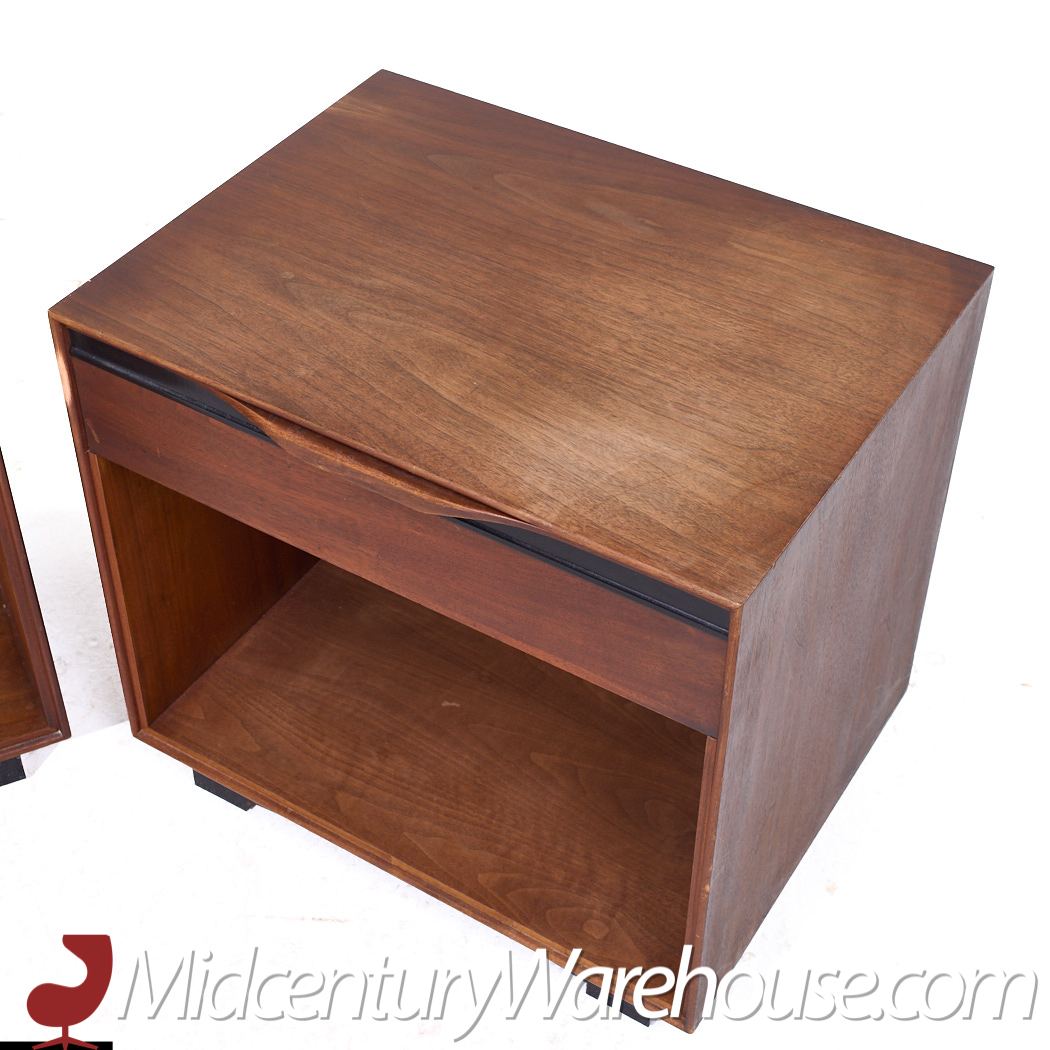 John Kapel for Glenn of California Mid Century Walnut Nightstands - Pair