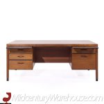 Kipp Stewart for Directional by Calvin Mid Century Walnut Executive Desk