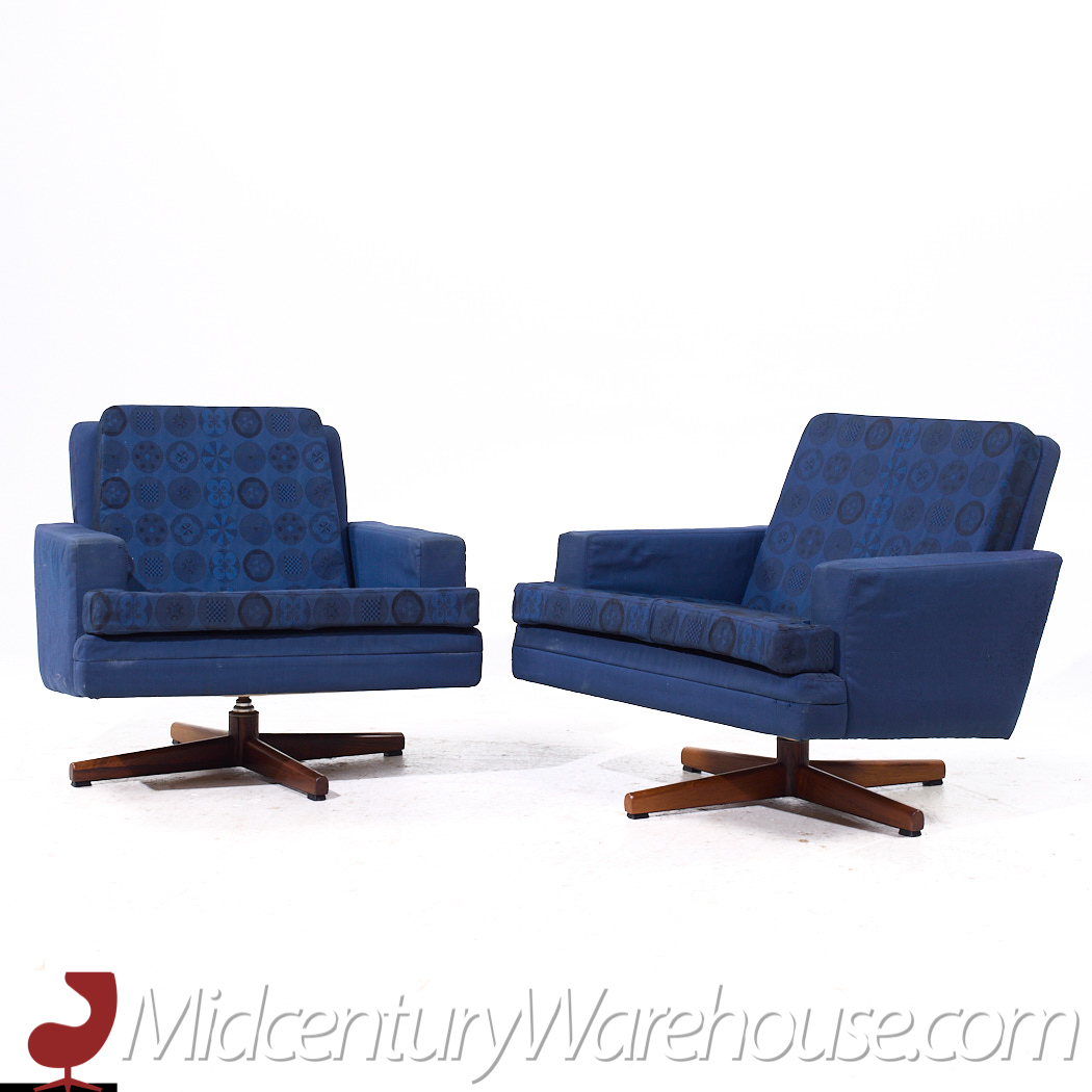 Fredrik Kayser Model 807 Mid Century Norwegian Swivel Lounge Chairs - Pair