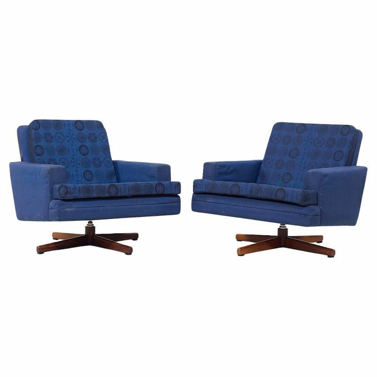 Fredrik Kayser Model 807 Mid Century Norwegian Swivel Lounge Chairs - Pair