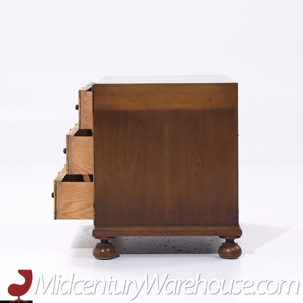 William A. Berkey Furniture for Widdicomb Mid Century Nightstands - Pair