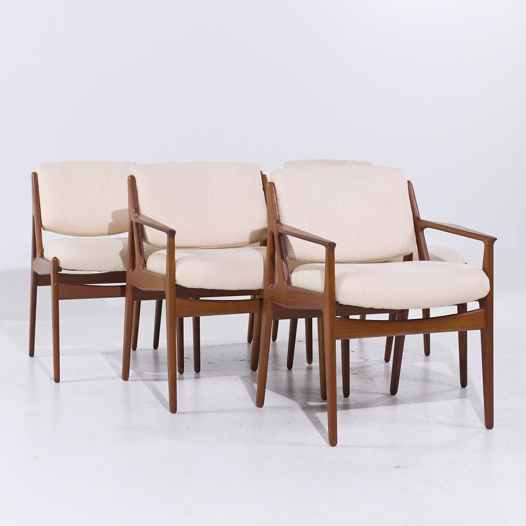 Arne Vodder for Sibast Elle and Ella Mid Century Teak Side and Captains Dining Chairs - Set of 6