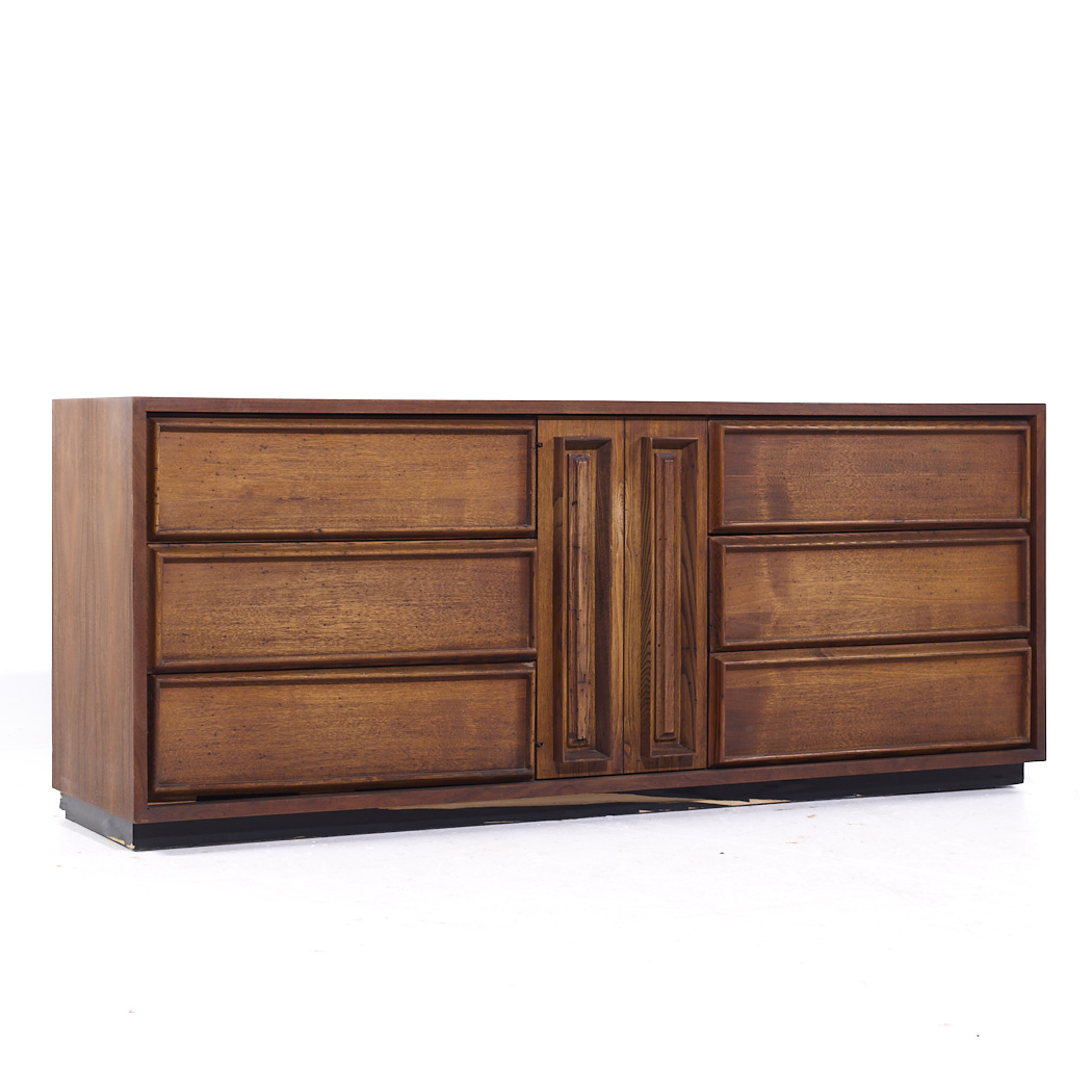 Dillingham Mid Century Pecky Cypress Lowboy Dresser