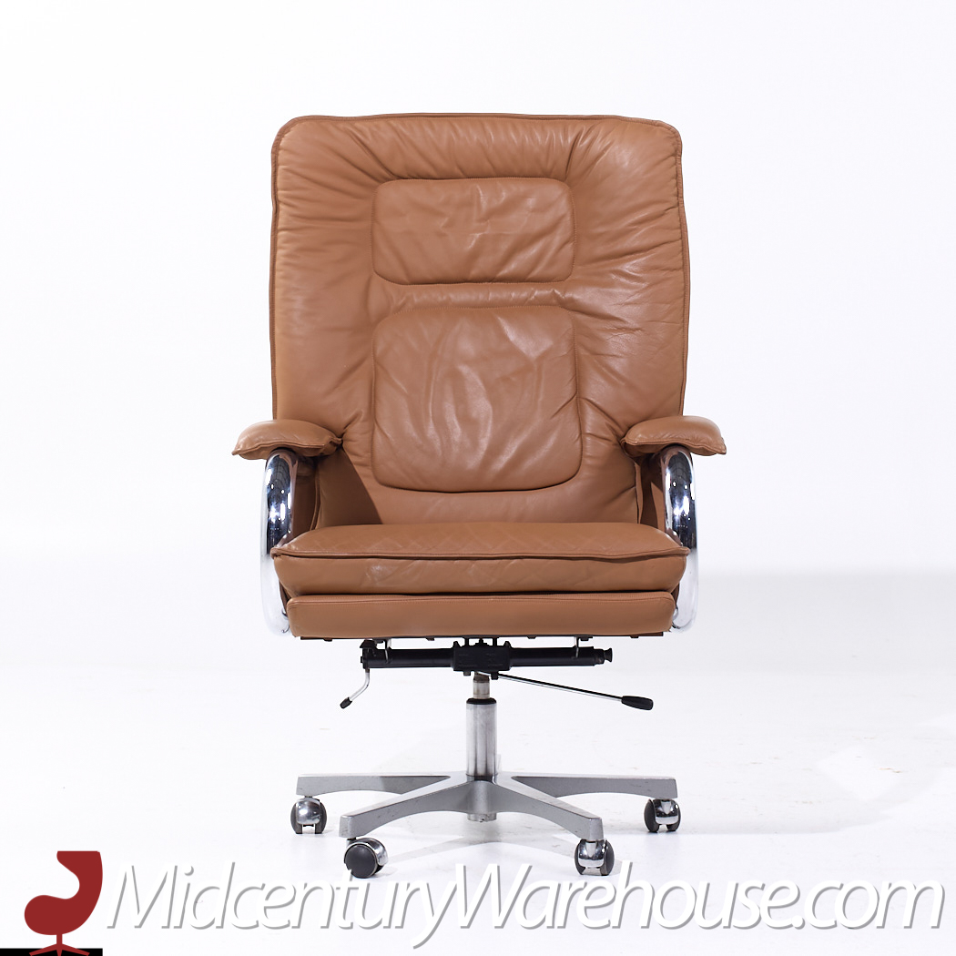 Guido Faleschini for Mariani Mid Century "big" Italian Leather Executive Desk Chair