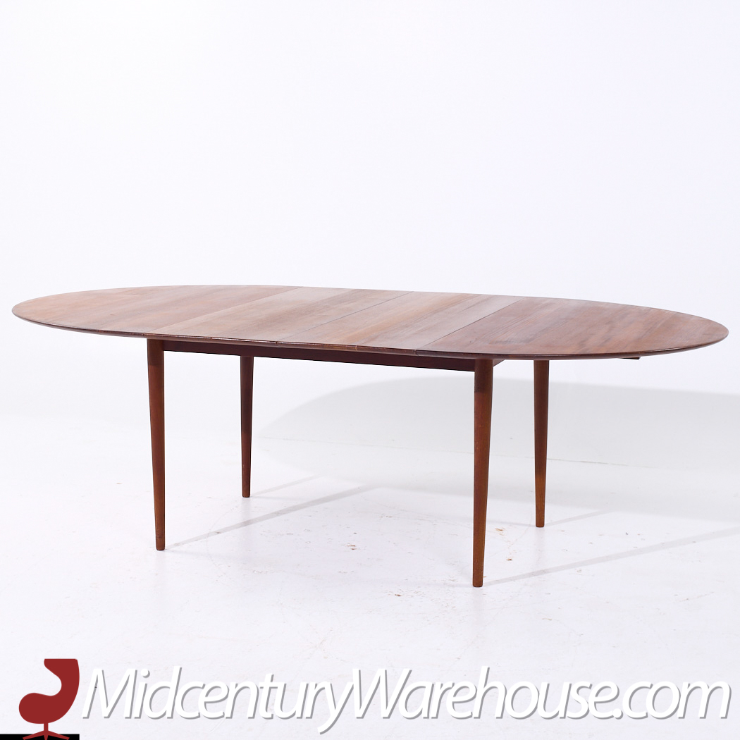 Peter Hvidt Style Mid Century Danish Teak Dining Expanding Dining Table with 2 Leaves