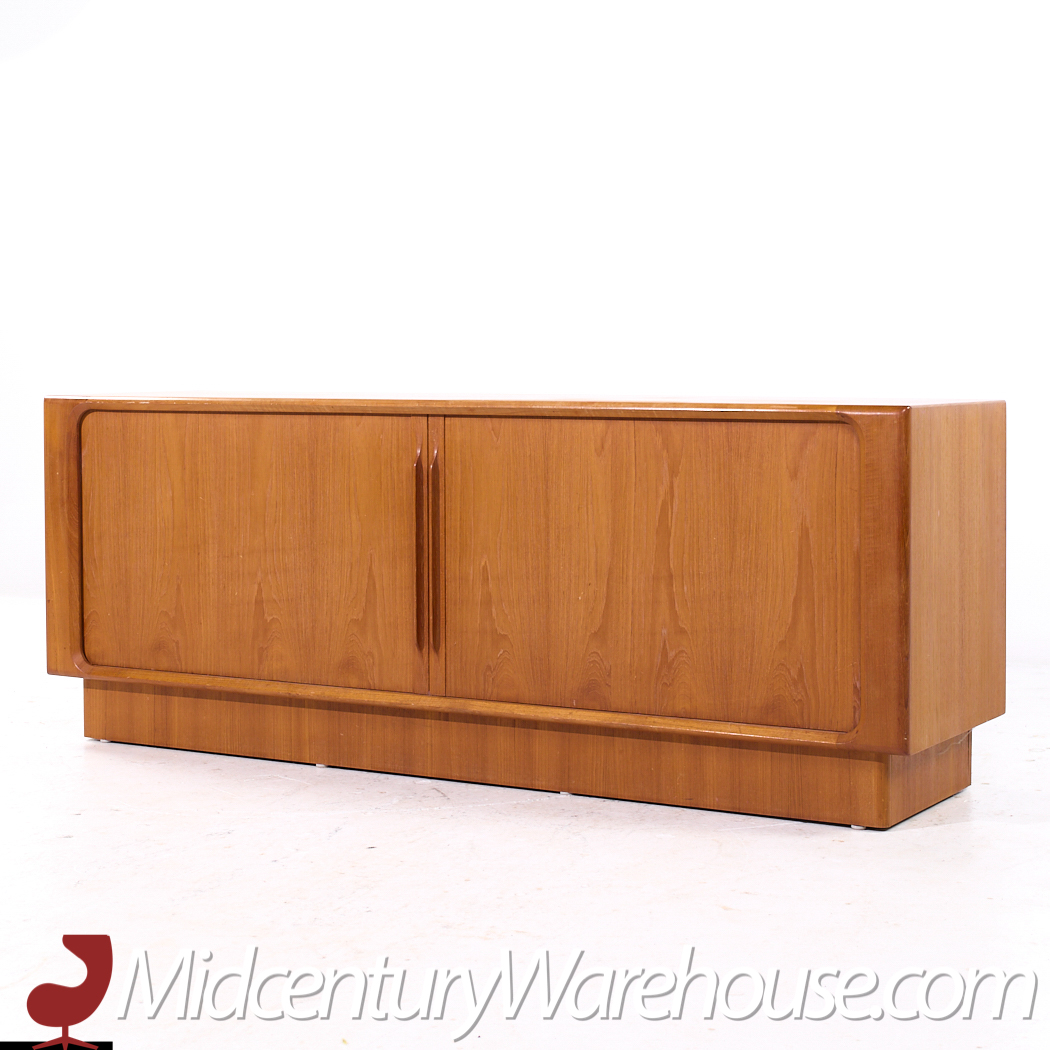 Dyrlund Mid Century Tambour Door Credenza