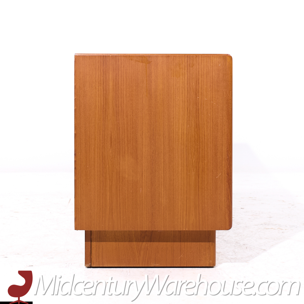 Dyrlund Mid Century Tambour Door Credenza