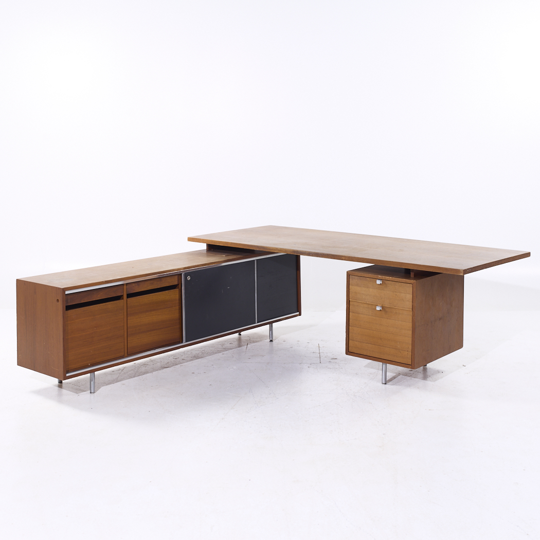 George Nelson for Herman Miller 9000 Series Mid Century Walnut Desk and Return