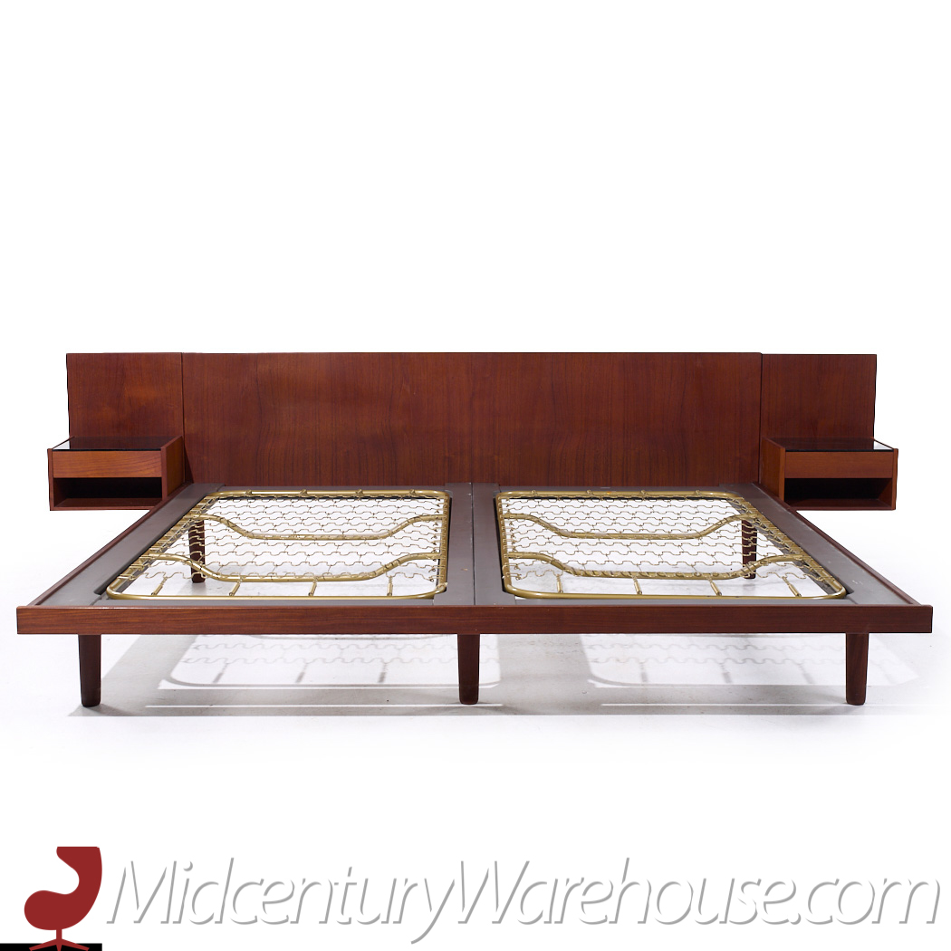 Hans Wegner for Getama Mid Century Danish Teak King Platform Bed with Nightstands