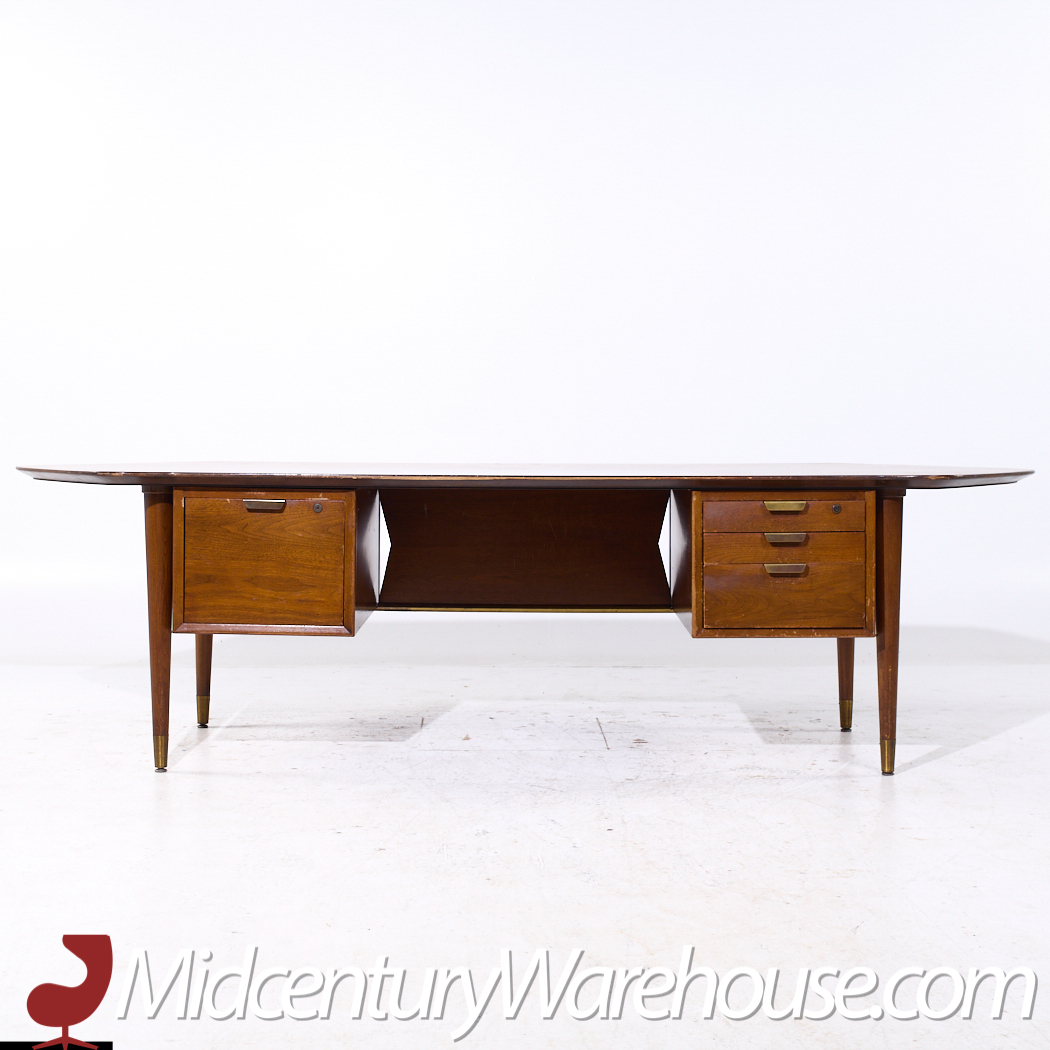 Standard Furniture Mid Century Walnut Boomerang Executive Desk