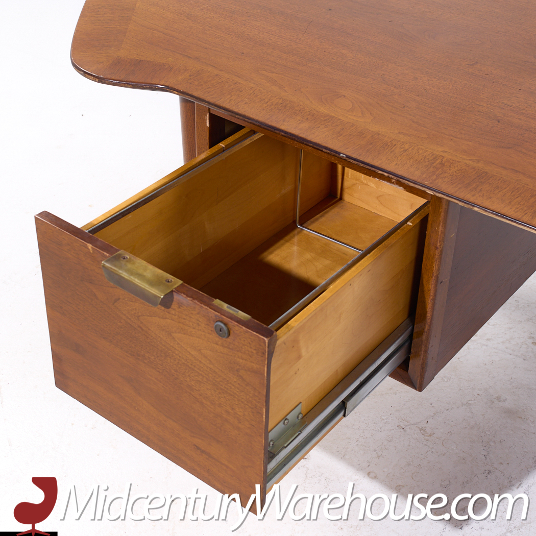 Standard Furniture Mid Century Walnut Boomerang Executive Desk