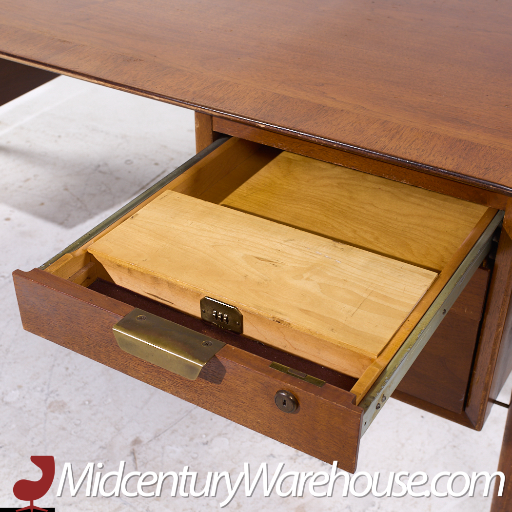 Standard Furniture Mid Century Walnut Boomerang Executive Desk