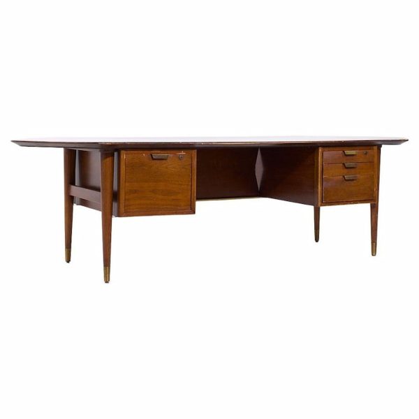 Standard Furniture Mid Century Walnut Boomerang Executive Desk