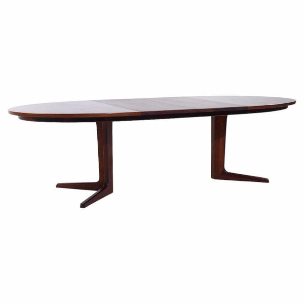 Bernhard Pedersen Mid Century Danish Rosewood Expanding Dining Table with 2 Leaves