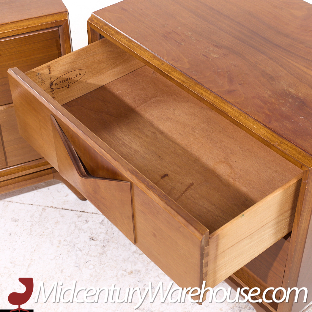 Broyhill Brasilia Style Mid Century Walnut Nightstands - Pair