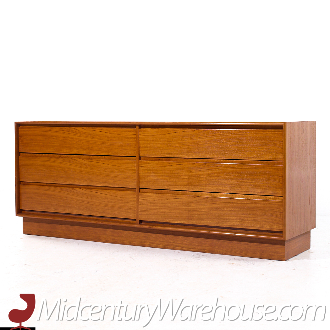 Danflex Mid Century Danish Teak 6-drawer Lowboy Dresser