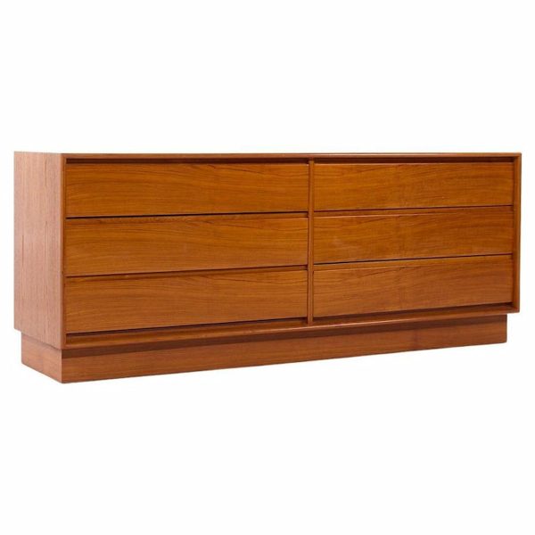 Danflex Mid Century Danish Teak 6-drawer Lowboy Dresser