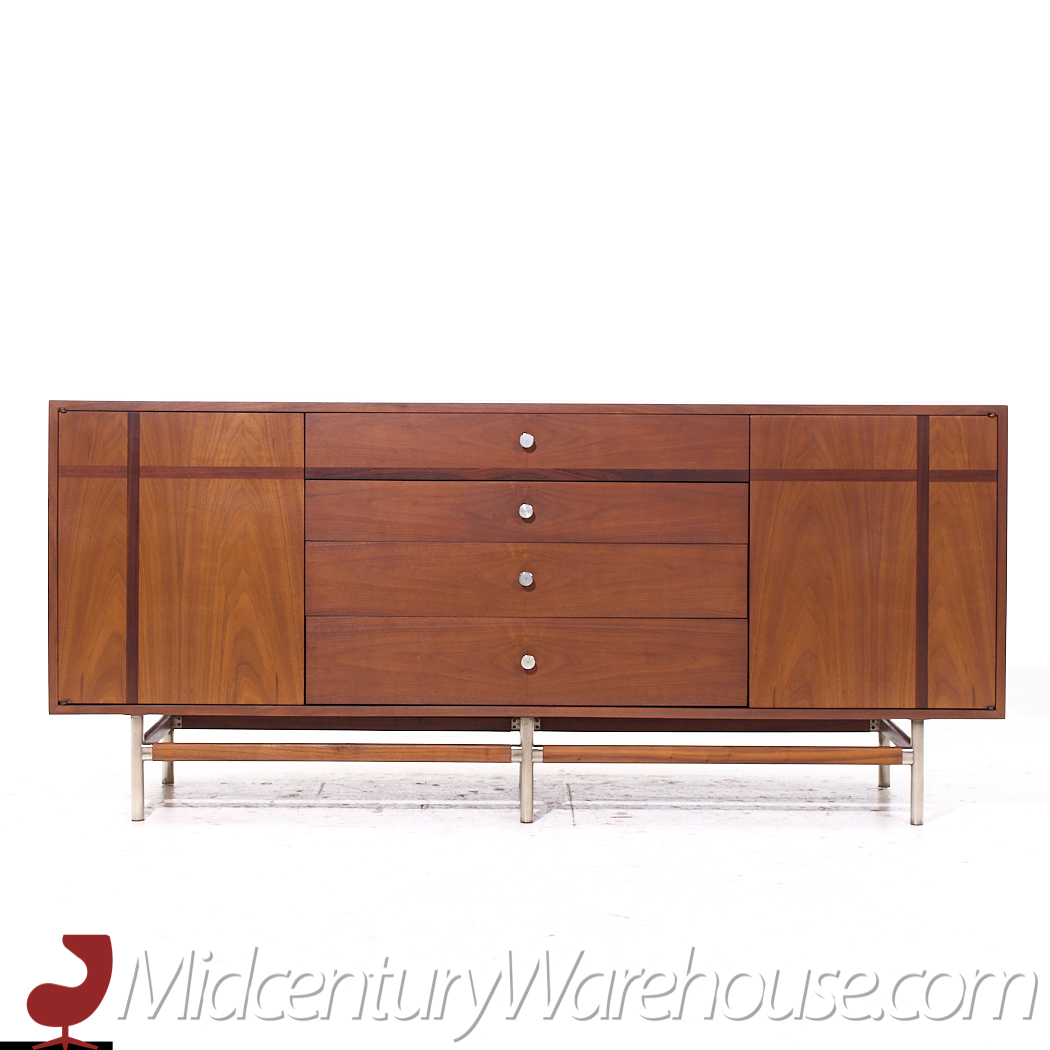 Kroehler Signature Mid Century Walnut and Rosewood Lowboy Dresser