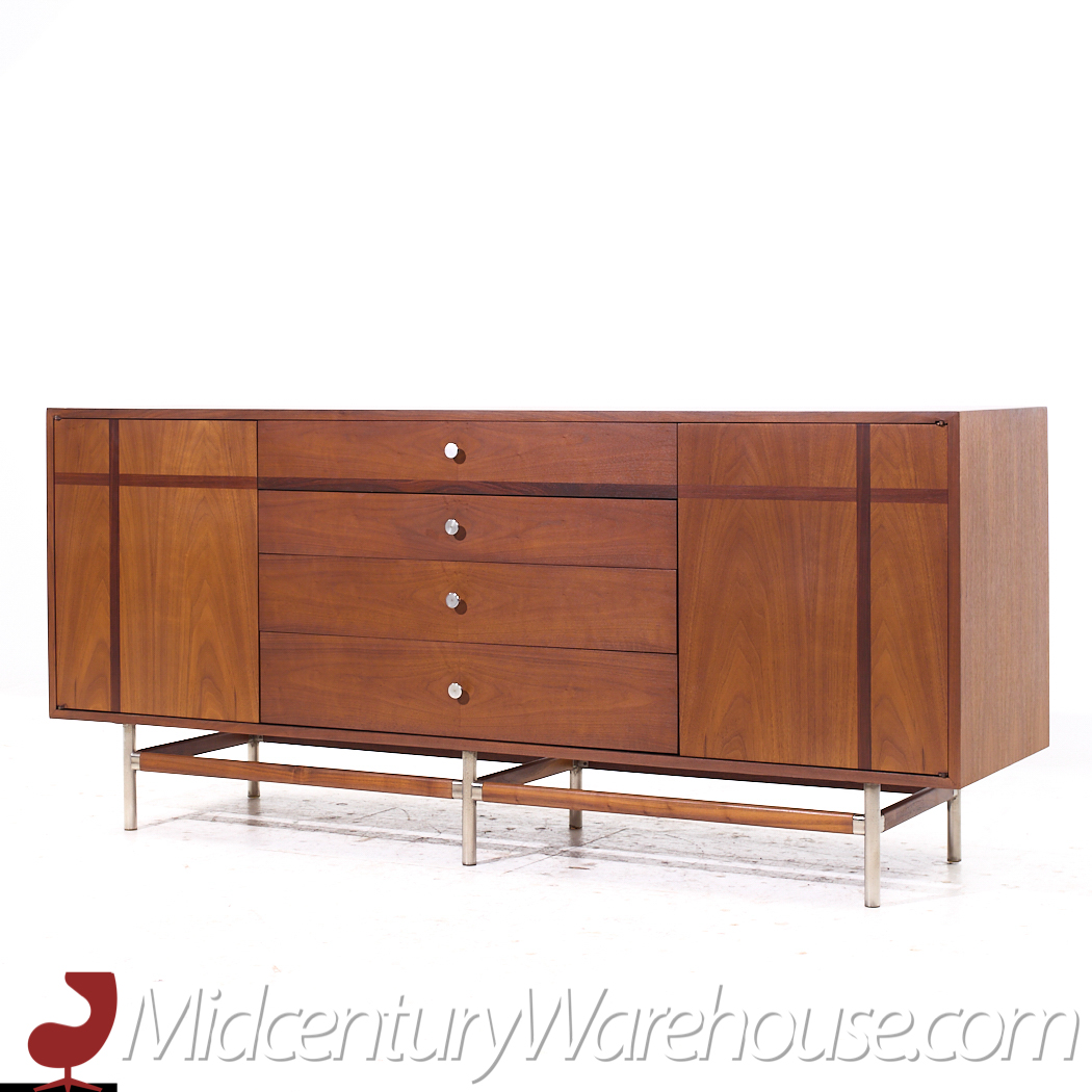 Kroehler Signature Mid Century Walnut and Rosewood Lowboy Dresser