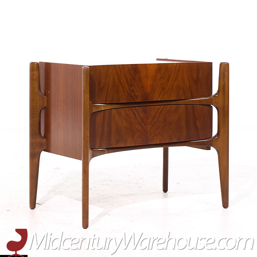 William Hinn Mid Century Walnut Curved Front Nightstands - Pair