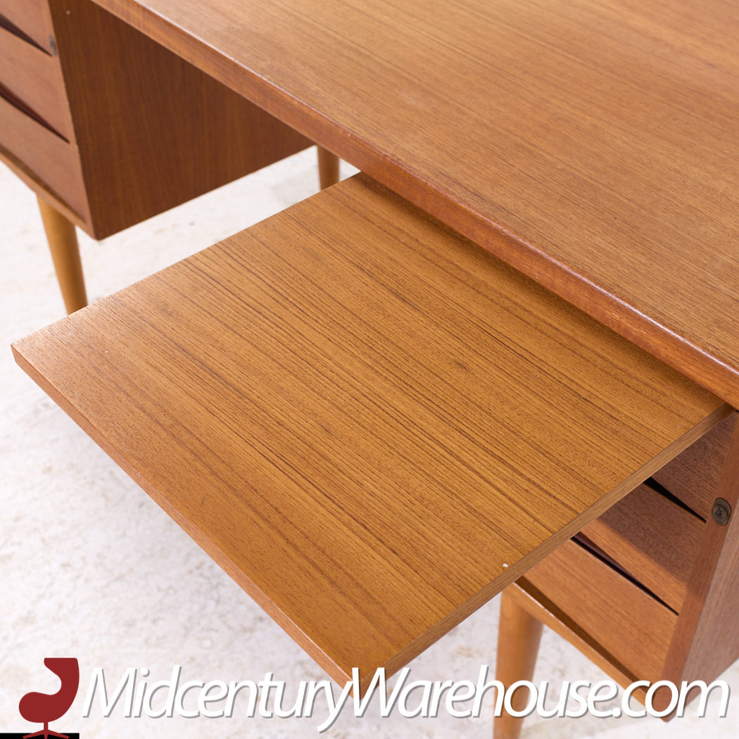 Arne Vodder Style Mid Century Danish Teak Desk