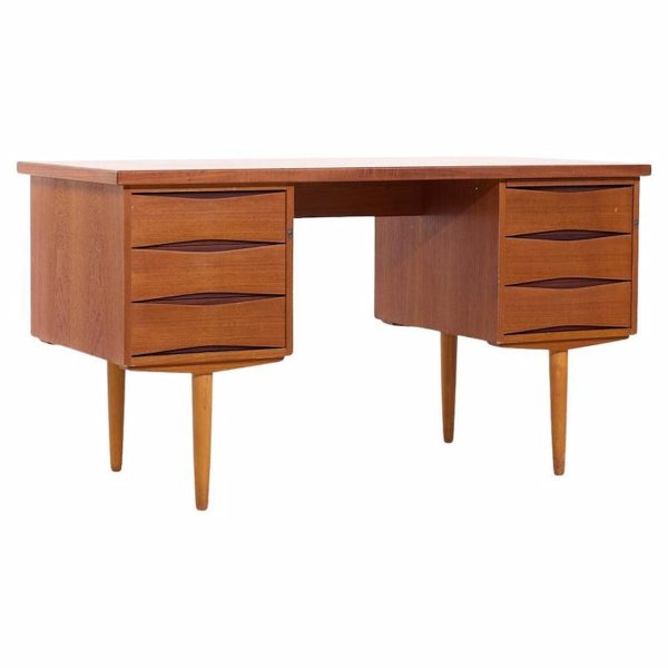 Arne Vodder Style Mid Century Danish Teak Desk