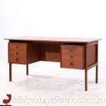 Erik Brouer for Brouer Møbelfabrik Mid Century Danish Teak Desk | Mid Century Modern Furniture - Mid Century Furniture Chicago Erik Brouer for Brouer Møbelfabrik Mid Century Danish Teak Desk