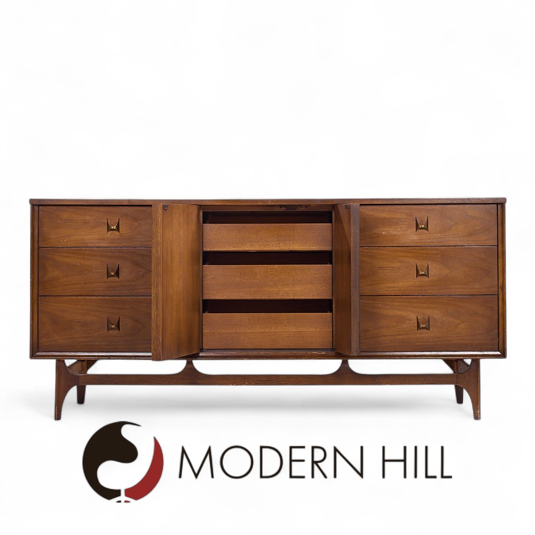 Broyhill Brasilia Mid Century Walnut Lowboy 9 Drawer Dresser