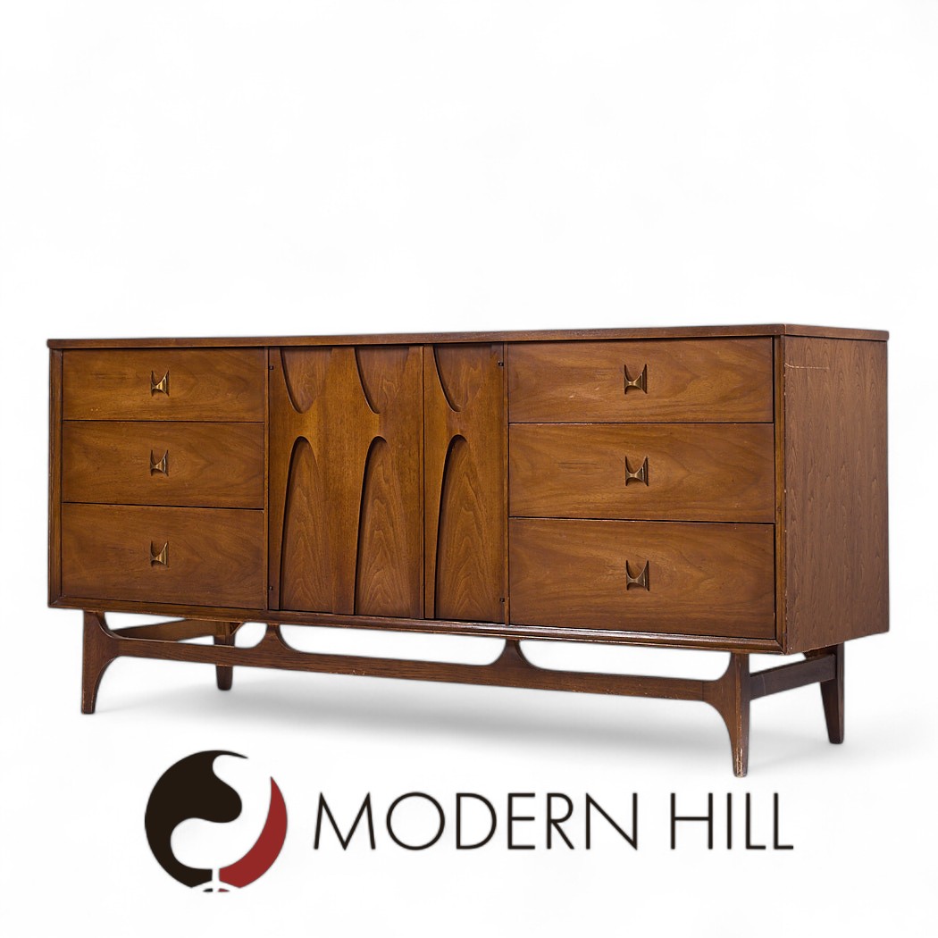 Broyhill Brasilia Mid Century Walnut Lowboy 9 Drawer Dresser