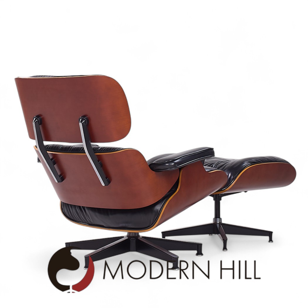 Charles and Ray Eames for Herman Miller Mid Century Lounge Chair with Ottoman