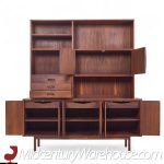 Jack Cartwright for Founders Mid Century Walnut Credenza and Hutch | Mid Century Modern Furniture - Mid Century Furniture Chicago Jack Cartwright for Founders Mid Century Walnut Credenza and Hutch