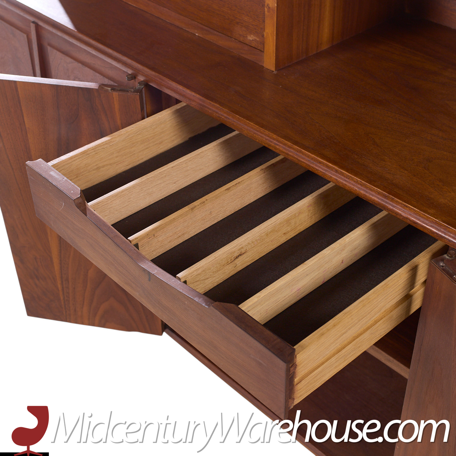 Jack Cartwright for Founders Mid Century Walnut Credenza and Hutch