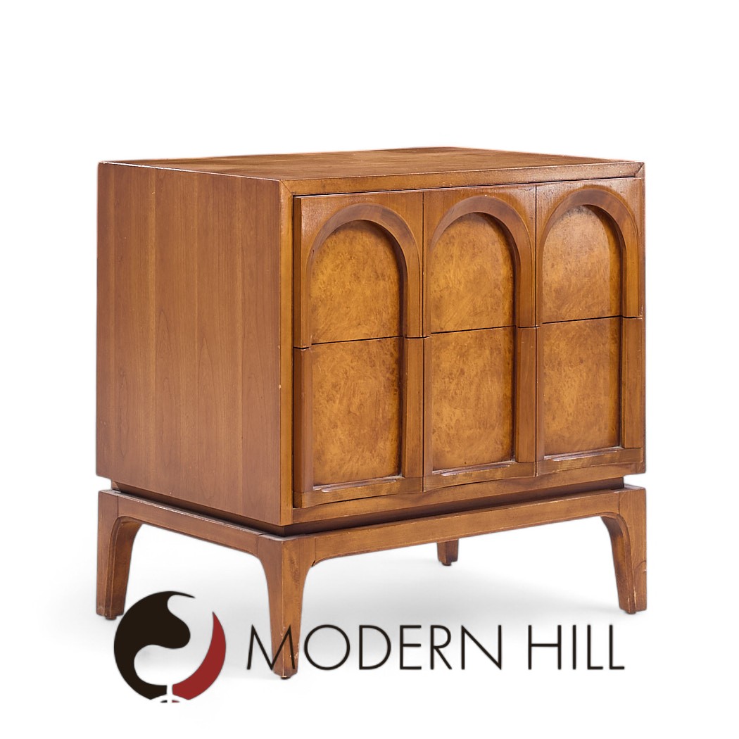 Thomasville Mid Century Arched Walnut and Burlwood Nightstands - Pair