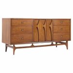 Broyhill Brasilia Mid Century Walnut 9-drawer Lowboy Dresser