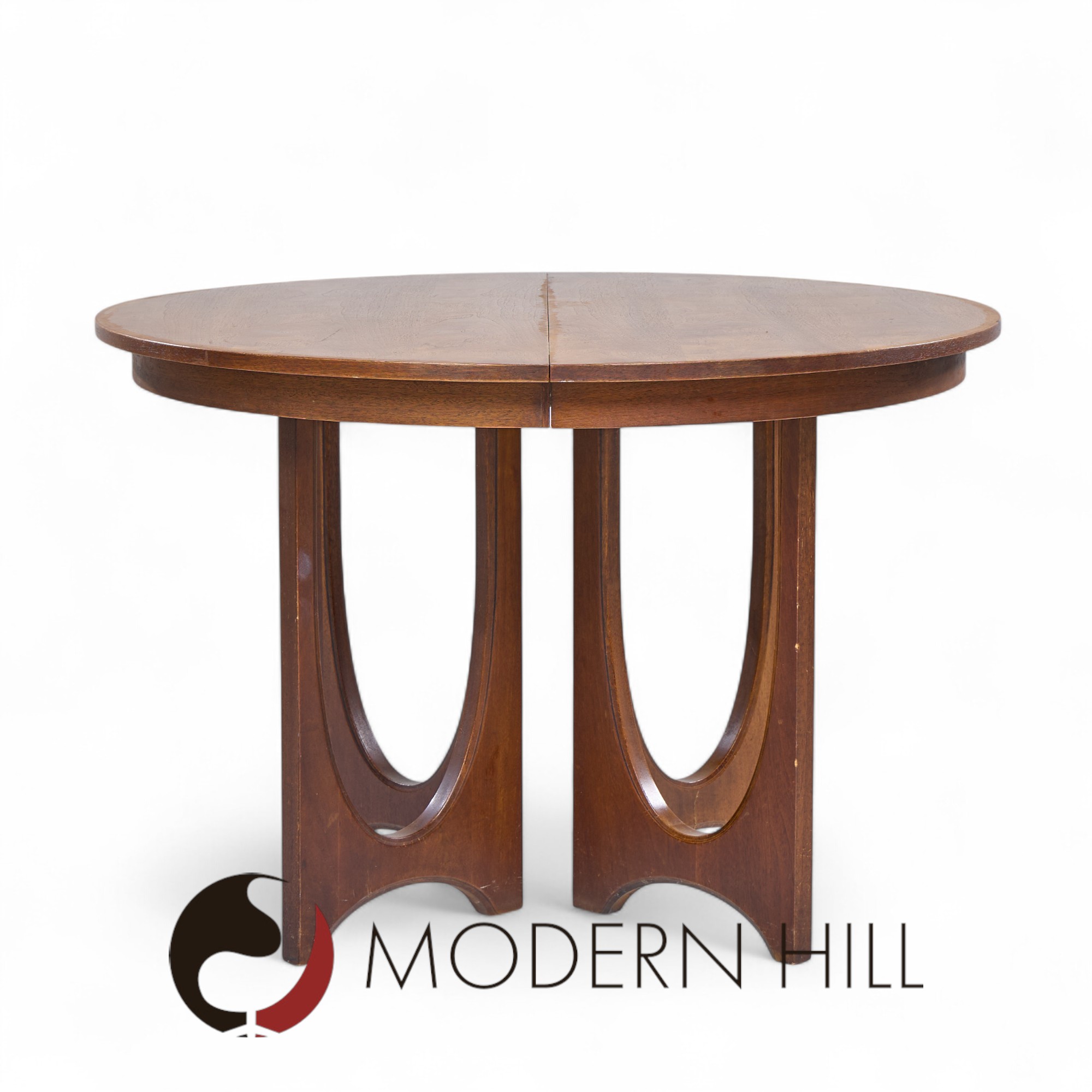 Broyhill Brasilia Mid Century Walnut Expanding Dining Table with 2 Leaves