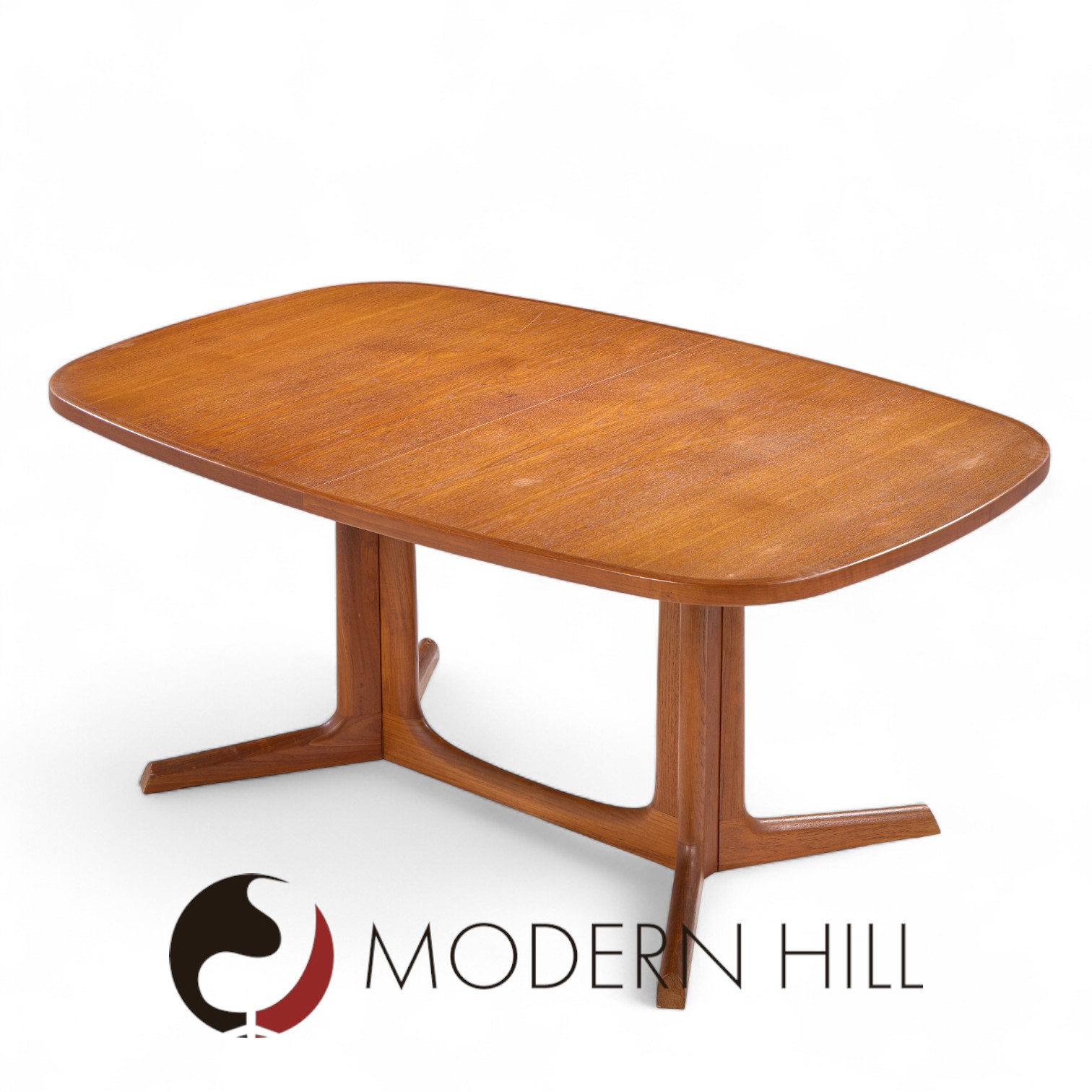 Gudme Møbelfabrik Mid Century Danish Teak Expanding Dining Table with 2 Leaves