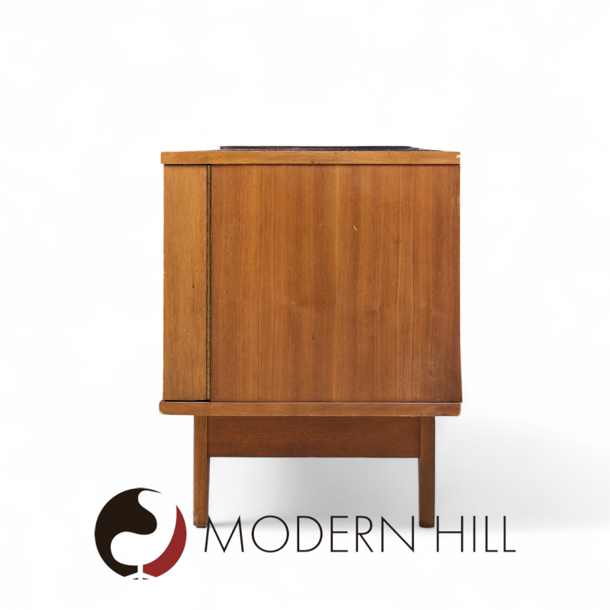 Young Manufacturing Mid Century Walnut Curverd Credenza and Hutch