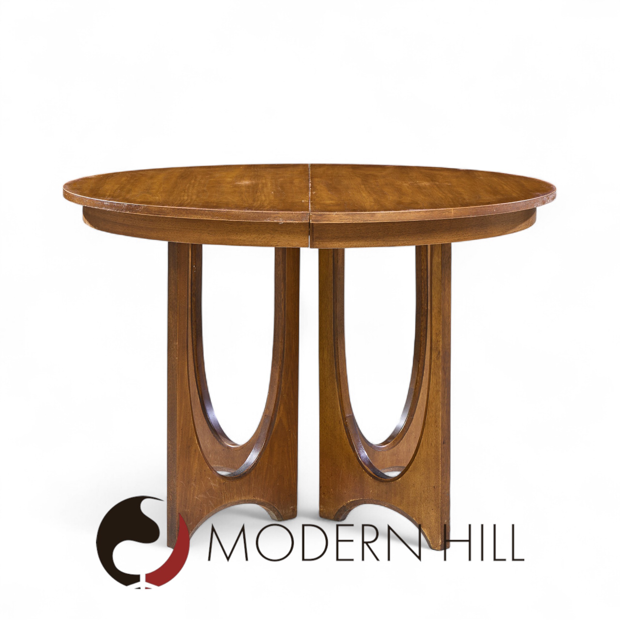 Broyhill Brasilia Mid Century Walnut Round Expanding Dining Table with 2 Leaves